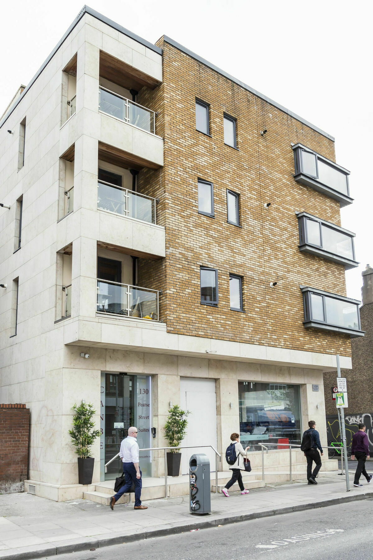 Pearse Street Suites Dublín Exterior foto